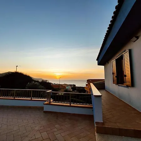 Casa Blusea A 100 Metri Dal Mare * Castelsardo