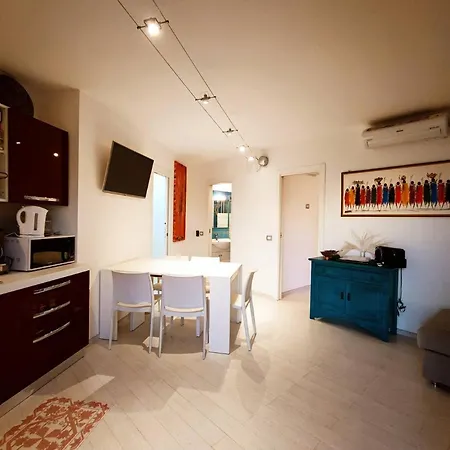 Lejlighed Casa Blusea A 100 Metri Dal Mare *