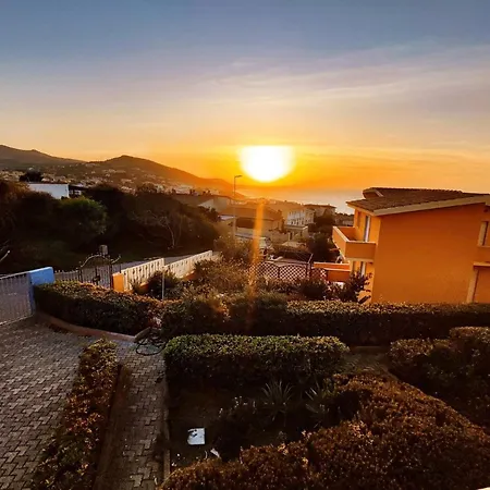 Lejlighed Casa Blusea A 100 Metri Dal Mare