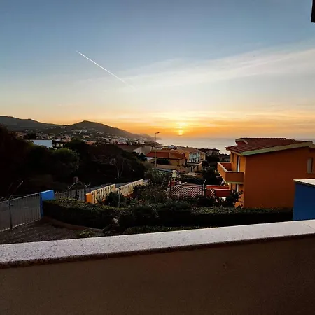 Lejlighed Casa Blusea A 100 Metri Dal Mare