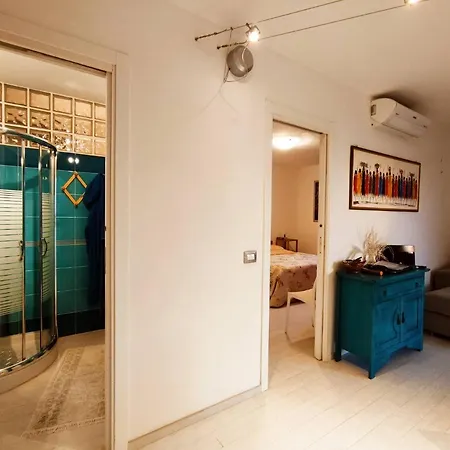 Lejlighed Casa Blusea A 100 Metri Dal Mare