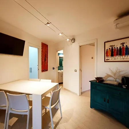 Lejlighed Casa Blusea A 100 Metri Dal Mare *