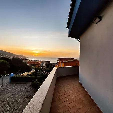 Lejlighed Casa Blusea A 100 Metri Dal Mare